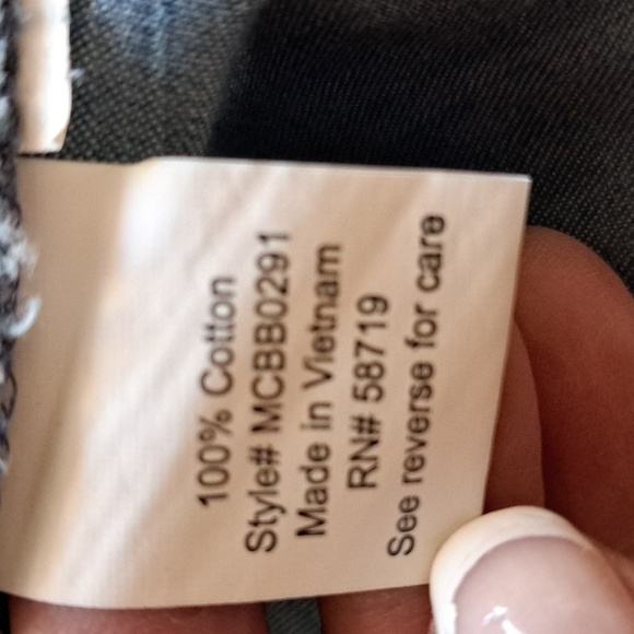 Notions Blue Chambray Denim Button-Up Shirt Adjustable Sleeve Tabs Sz Med. NWOT - Picture 10 of 10